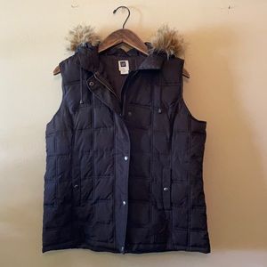 Gap brown puffer vest, fur trim, women’s large